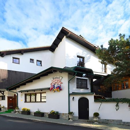 Hotel No.16 Bratislava Buitenkant foto