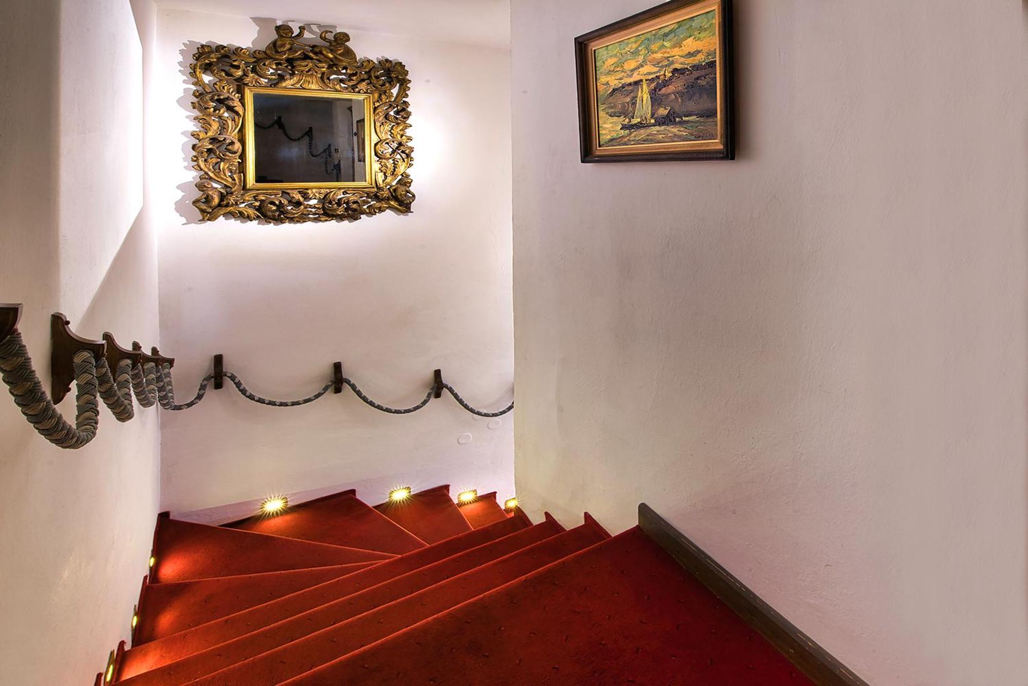 Hotel No.16 Bratislava Buitenkant foto